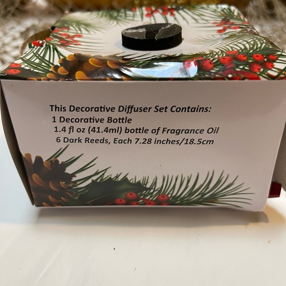 San Miguel Holiday Champagne Scented Oil Decorative Diffuser Set Chirstmas NIB - Picture 4 of 8